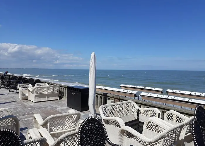 Апартаменты Face A La